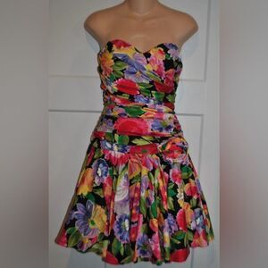 Floral Strapless Dress EUC Size 8